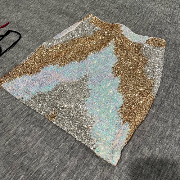 Genevieve 12th tribe multi sequin mini skirt - Picture 1 of 5